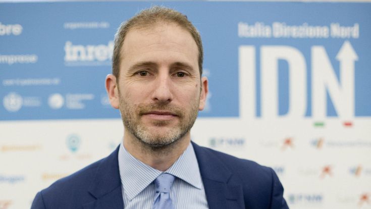 Soldi alla Casaleggio: "Il prestito è servito per pagare stipendi"