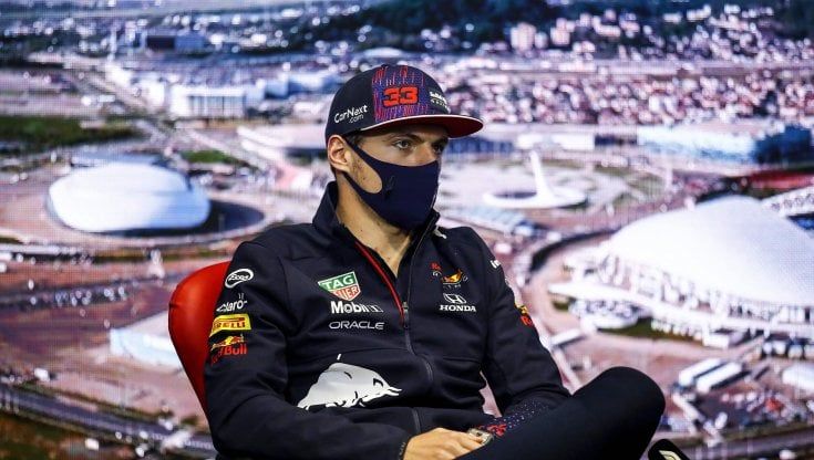 F1, Gp Russia; Verstappen: ''Impossibile darmi fastidio''. Hamilton: ''Sarà battaglia leale''
