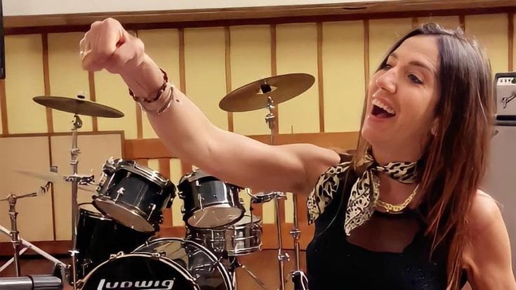 Autori, tecnici e vocal coach: nomi e volti dei lavoratori dietro le quinte del Festival di Sanremo
