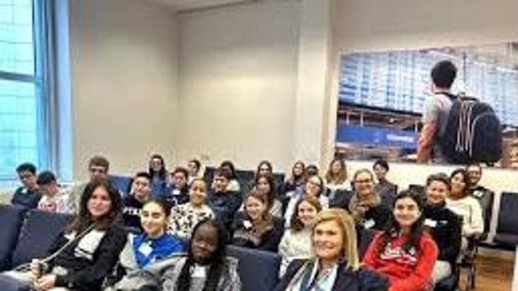 Parità di genere, Unione interparlamentare: la rappresentanza femminile cresce troppo lentamente