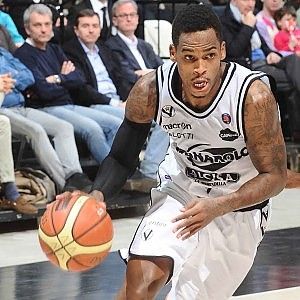 Terza vittoria di fila<br />La Virtus sbanca Avellino