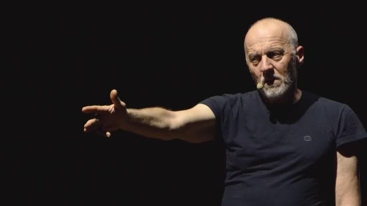 La sfida di Marco Paolini: “Porto l’ecologia in teatro una volta era roba da scout”