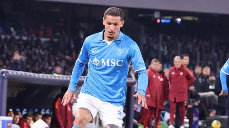 Napoli, Mazzocchi rifiuta la proposta 'ironica' di Rocco Hunt su Sanremo: "Nella vita faccio altro”