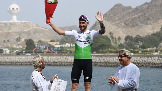 Ciclismo, Giro dell'Oman: l'ultima tappa a Nizzolo, la corsa a Lutsenko