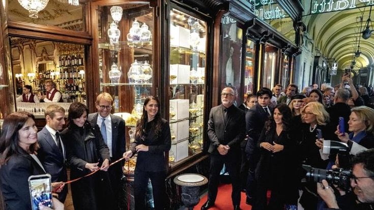 Il Caffè Platti riapre oggi con un “ristorante salotto”