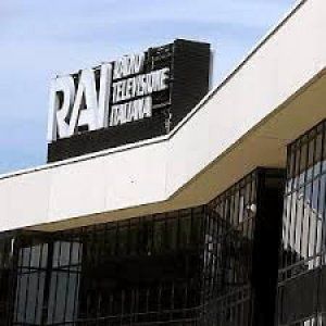 Canone Rai, il decreto attuativo definitivo: i primi 60 euro a luglio, rimborsi in tempi brevi