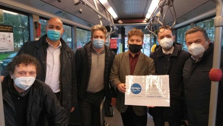 Firenze, shopping con i mezzi pubblici, sconti nei negozi