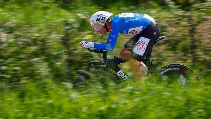 La bici è come la vita, anzi, la vita è come la bici: si sale, si scende, si va di corsa, si cade e ci si rialza