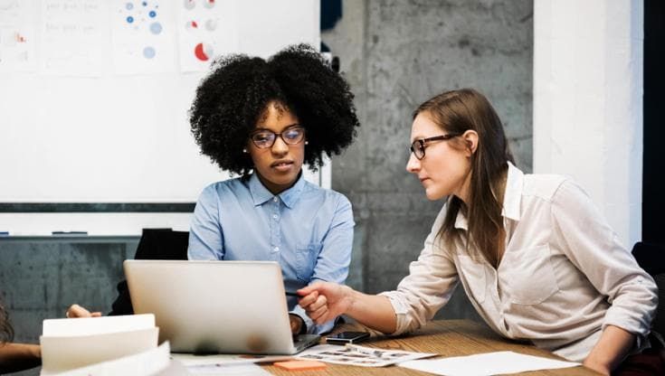 Lavoro tech: l'Occidente frena, il baricentro di attrazione di talenti verso i mercati emergenti