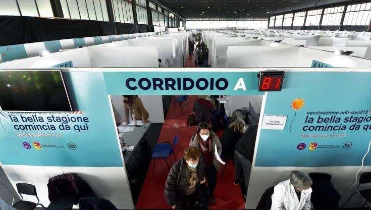 In venti mesi 67 milioni: la Corte dei conti indaga sulle spese dell’hub vaccini della Fiera del Mediterraneo