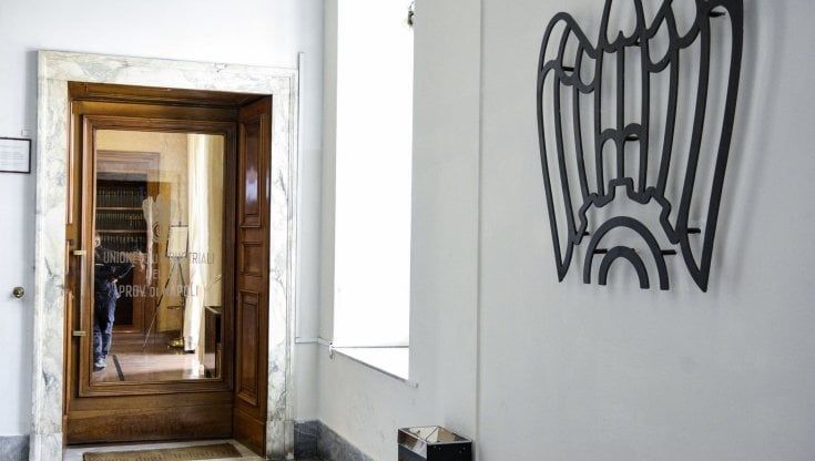 Napoli, la faida degli industriali: silurato il "ribelle" Tavassi