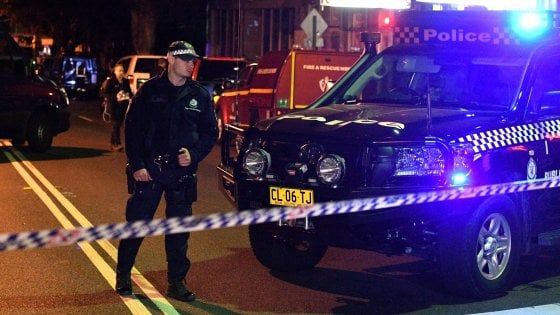 Australia, sventato attentato. "Volevano far esplodere un aereo in volo"