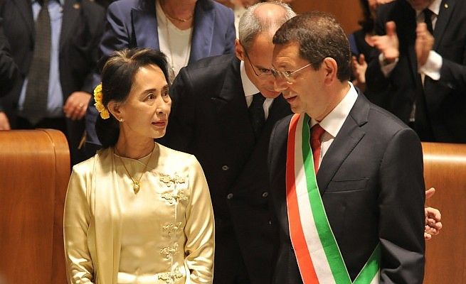 Aung San Suu Kyi &egrave; cittadina di Roma<br />"Questa citt&agrave; mi ha dato la forza di lottare"