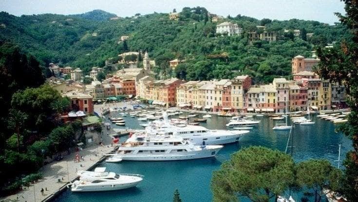 Portofino non solo per ricchi, nel borgo dei vip 40 case popolari a partire da 175 euro al mese
