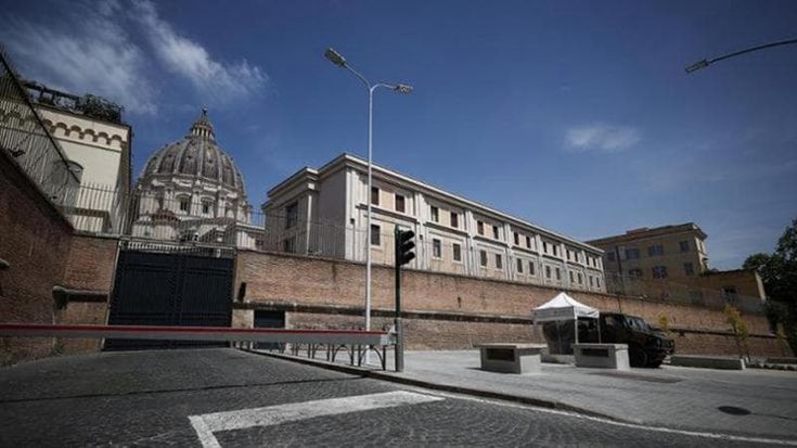 Le dimore: Gianicolo Vaticano, Santa Marta, dove vivono i cardinali