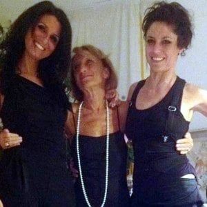 Stilista impiccata, complesse analisi su campioni di sangue come nel caso Bergamini 