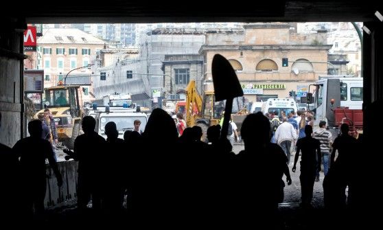 Gli operai Ilva, "Noi, esercito inutilizzato per combattere il fango"