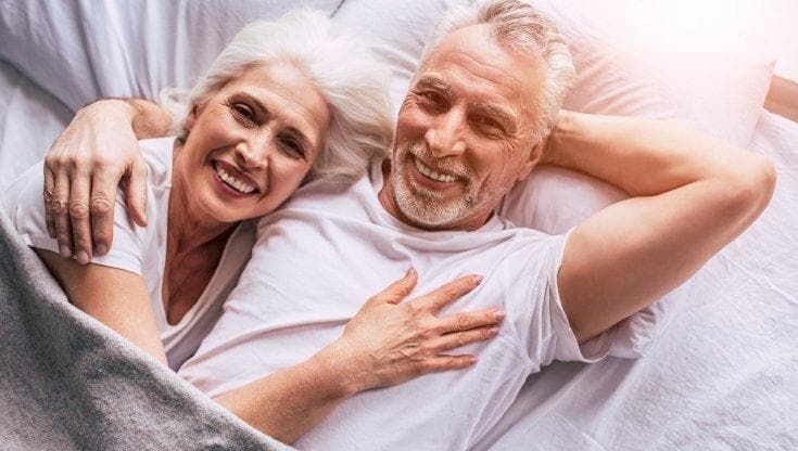 Il sesso non ha età: non è più solo uno slogan