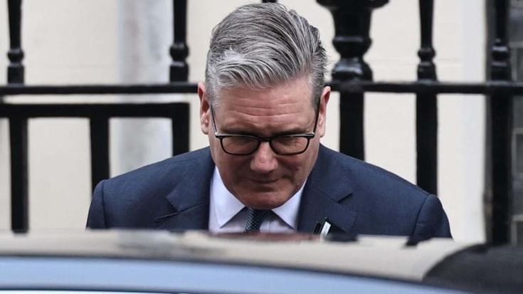Disfatta per Starmer all'elezione di Manchester: ora il premier britannico rischia la poltrona