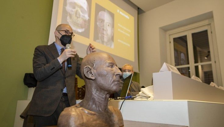 Ecco com'era il volto di Sant'Ambrogio: la maschera 3D a grandezza naturale da metà dicembre esposta nella Basilica