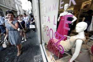 Salvata al rush finale <br />la stagione dei saldi