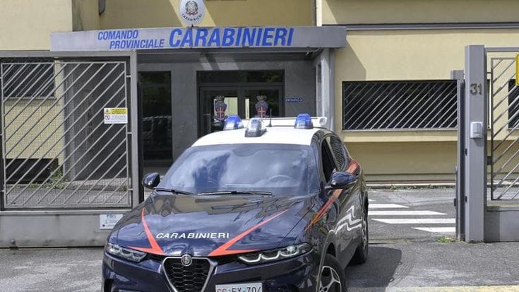 Botte, insulti e sigarette spente sul corpo: madre in carcere a Bergamo per torture su quattro figli