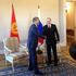 Putin riappare in pubblico: 