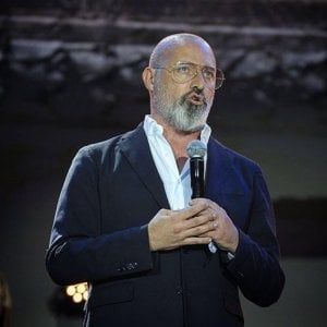Bonaccini: "Da qui a fine anno perderemo 40-60mila posti di lavoro"