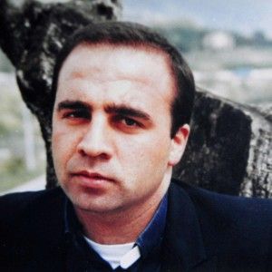 Don Diana, la marcia dell'amore: studenti da tutta Italia per ricordare il prete ucciso 20 anni fa dalla camorra