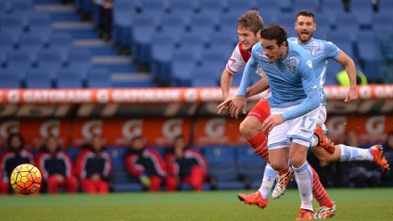 Lazio-Carpi 0-0: passo indietro dopo l'Inter, fischi sui biancocelesti