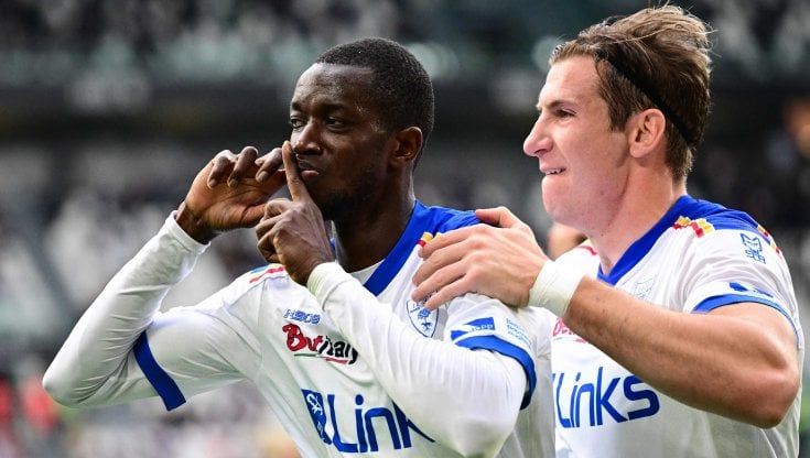 Juventus-Lecce, Ceesay esulta come Lukaku ma non viene ammonito
