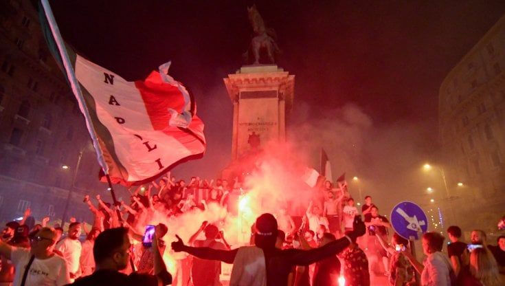 Napoli: festa per gli Europei, incubo variante Delta. L’Asl: “Temiamo un aumento dei contagi”