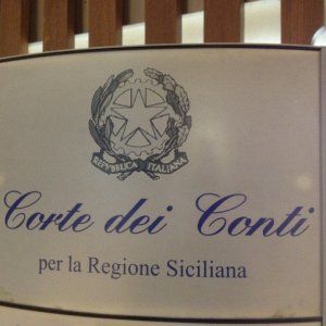 Palermo, permessi retribuiti senza motivazione: sindacalista dovrà restituire 90 mila euro