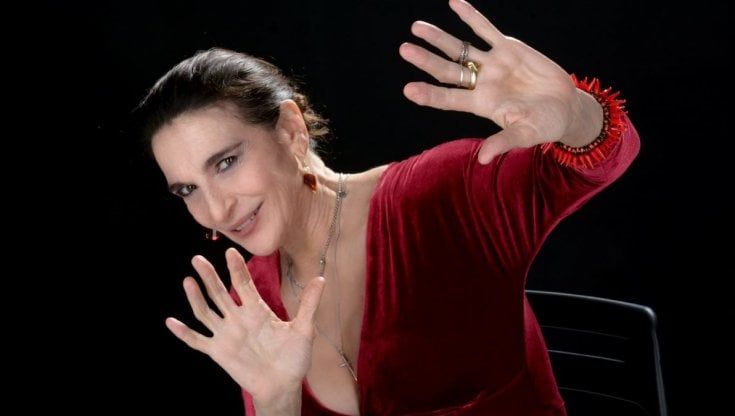 Lina Sastri va in scena con 'Eduardo mio'. "Per me il tempo non esiste"