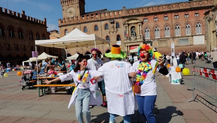 La festa dell’Ageop in piazza: “Sogniamo di ospitare 100 famiglie di bimbi malati di tumore”