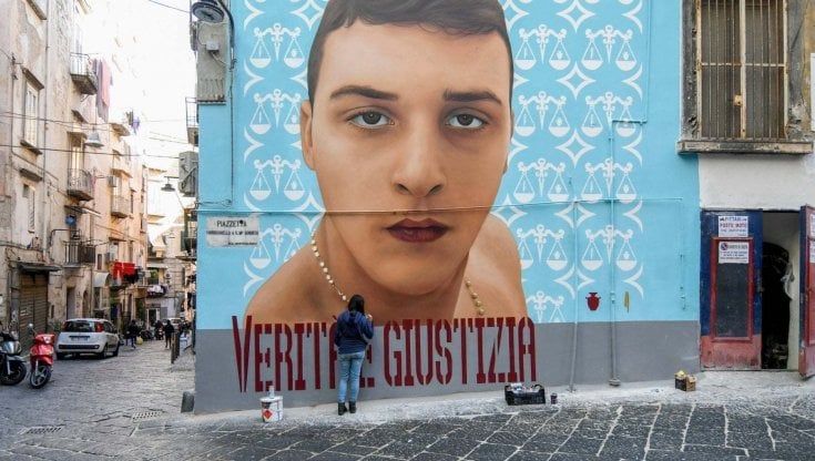 Quartieri Spagnoli il murale dedicato a Ugo Russo: tra poche ore la rimozione