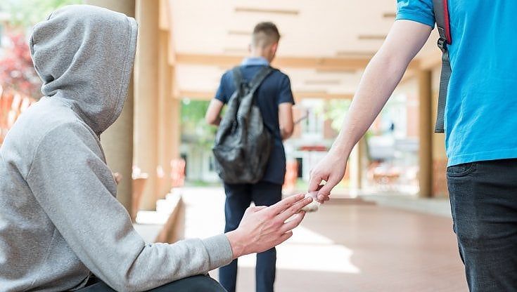 Boom dell'eroina tra i più giovani: “La fumano credendo che faccia meno male”