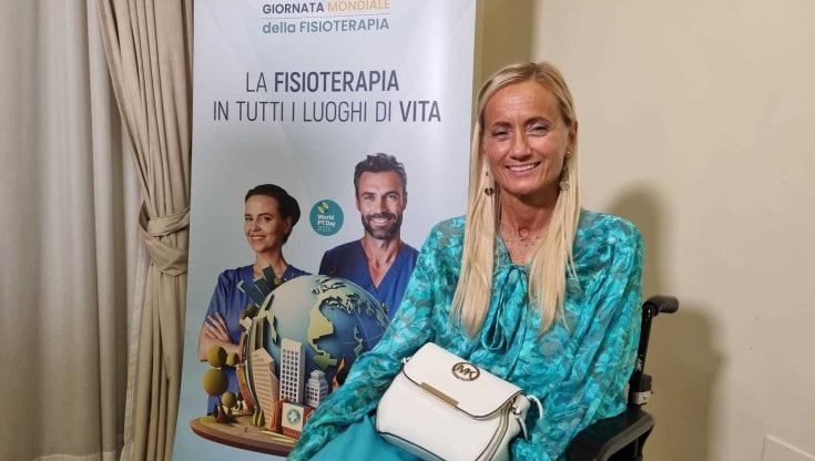 Fisioterapia, storia di Alessandra tetraplegica che è tornata a nuotare