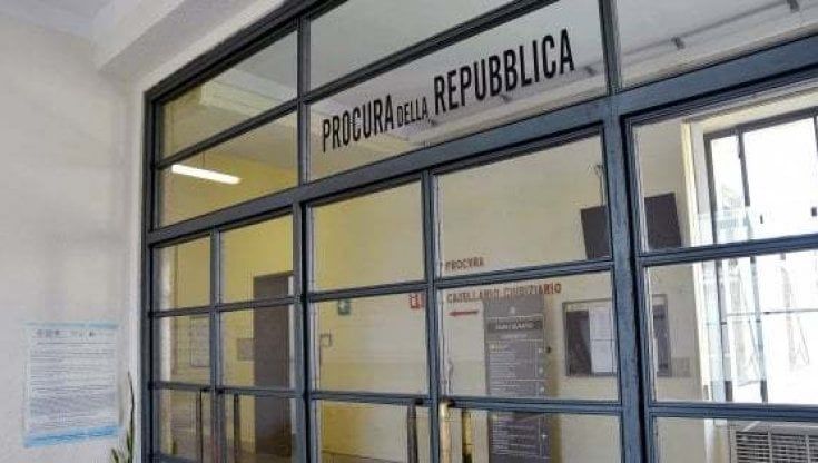 Finì in coma durante una festa, per la procura fu "un gioco pericoloso": a giudizio un 27enne per lesioni colpose