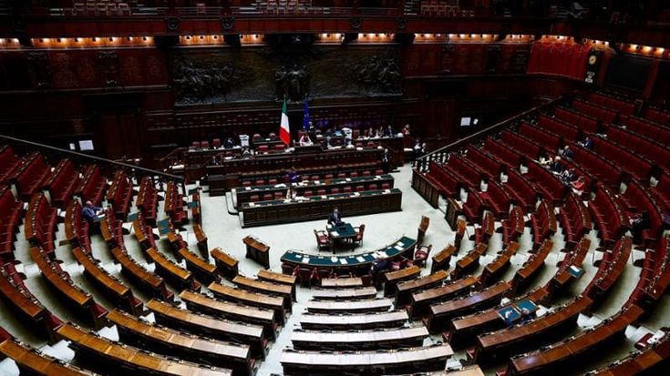 Melonellum e preferenze, vertice a destra in settimana per mediare: spunta il modello belga
