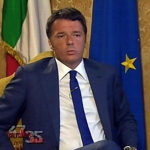 Renzi sfida i dissidenti: "Chi ferma  le riforme blocca anche la ripresa"