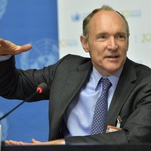 Internet compie 25 anni. Tim Berners-Lee: "Il web deve essere un diritto di tutti"