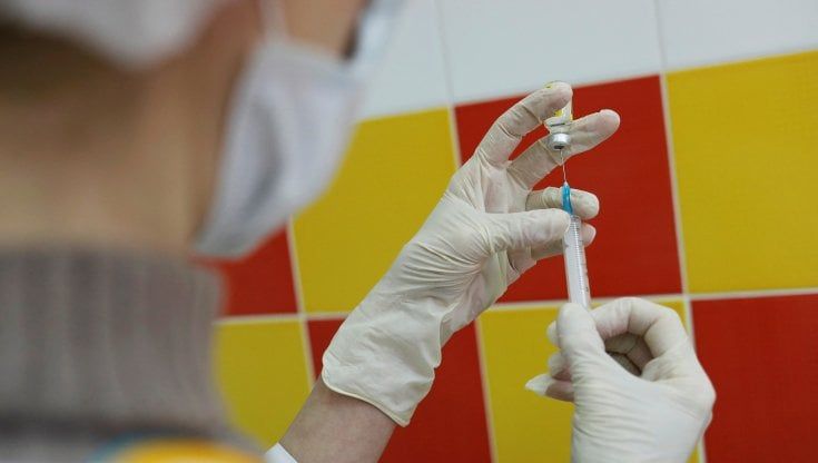 Covid: aver avuto l'infezione potrebbe proteggere fino a sei mesi  