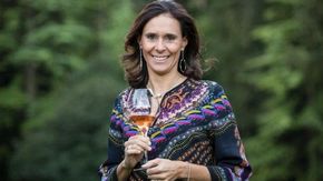 Camilla Lunelli e il brindisi italiano per eccellenza