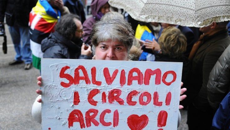 I circoli riaprono: sì allo sport, niente tombola, in forse la briscola 