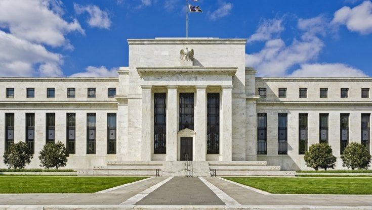 La Fed sul filo del rasoio