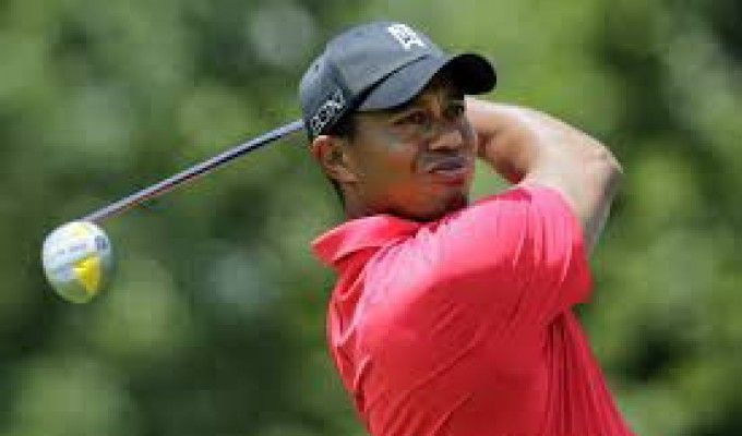 Golf, Tiger Woods debutta nel Farmers Insurance Open
