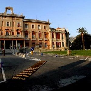 Il sindaco: "Se la Regione non sblocca i padiglioni, per Quarto nessun rilancio"