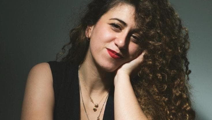 Delia al Capodanno di Catania, la rivelazione di “X Factor” torna a casa