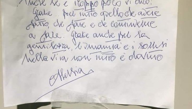 Biglietto per i sanitari all'hub vaccinale di Potenza: "Grazie"